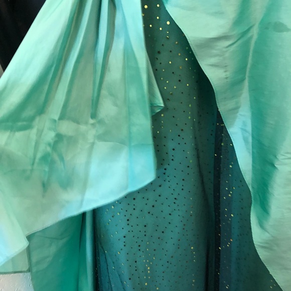 Alyce Designs Prom Dress - Picture 12 of 15